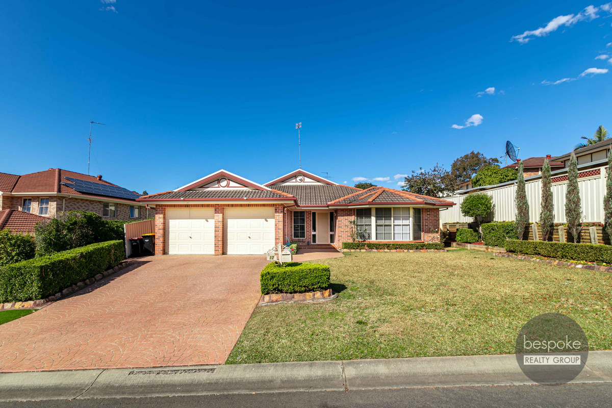 12 Freesia Place, Glenmore Park