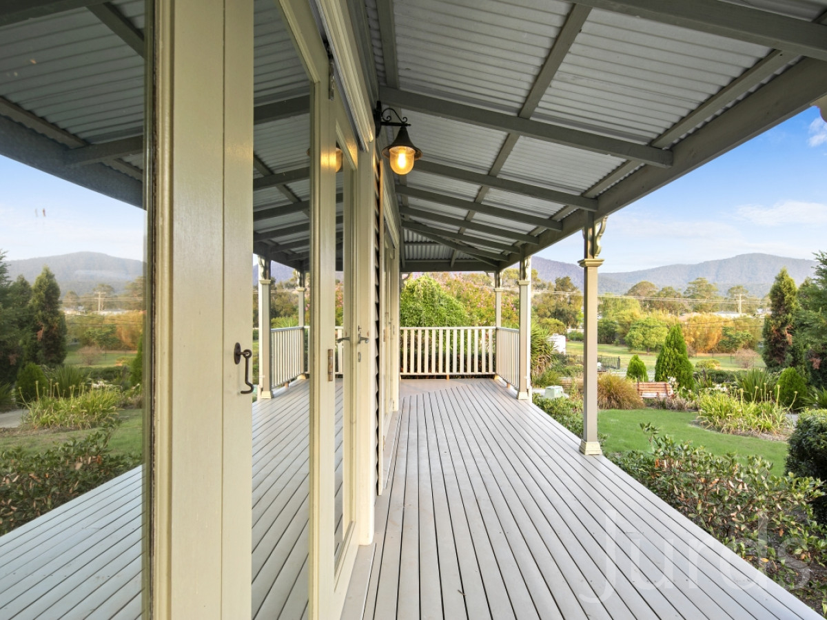 COUNTRY HOME IN HUNTER VALLEY