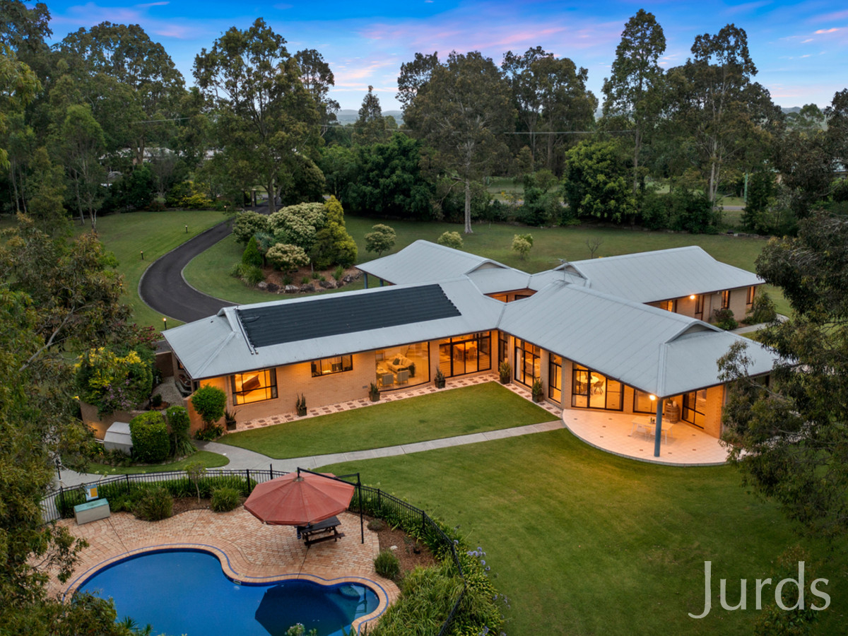 ARCHITECTURAL HUNTER VALLEY ESTATE