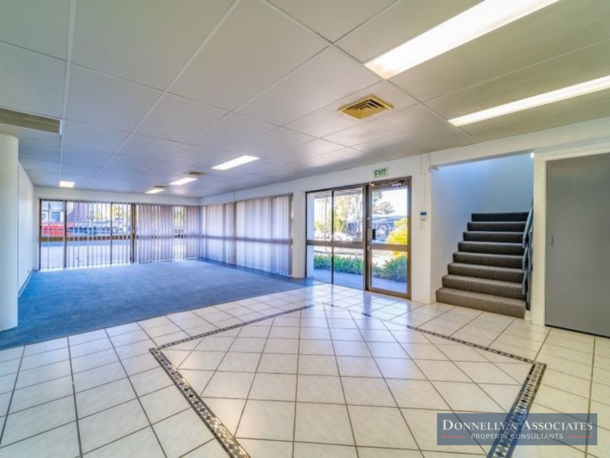 MANSFIELD WAREHOUSE Donnelly & Associates Pty Ltd