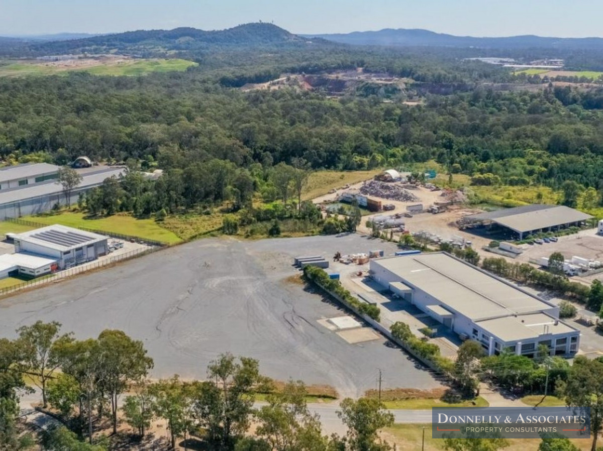 INDUSTRIAL MANUFACTURING FACILITY IN STAPYLTON Donnelly & Associates