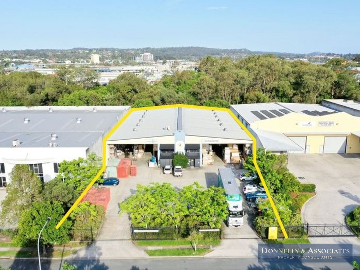 UNDERWOOD WAREHOUSE 1587sqm WITH HARDSTAND Donnelly & Associates Pty Ltd