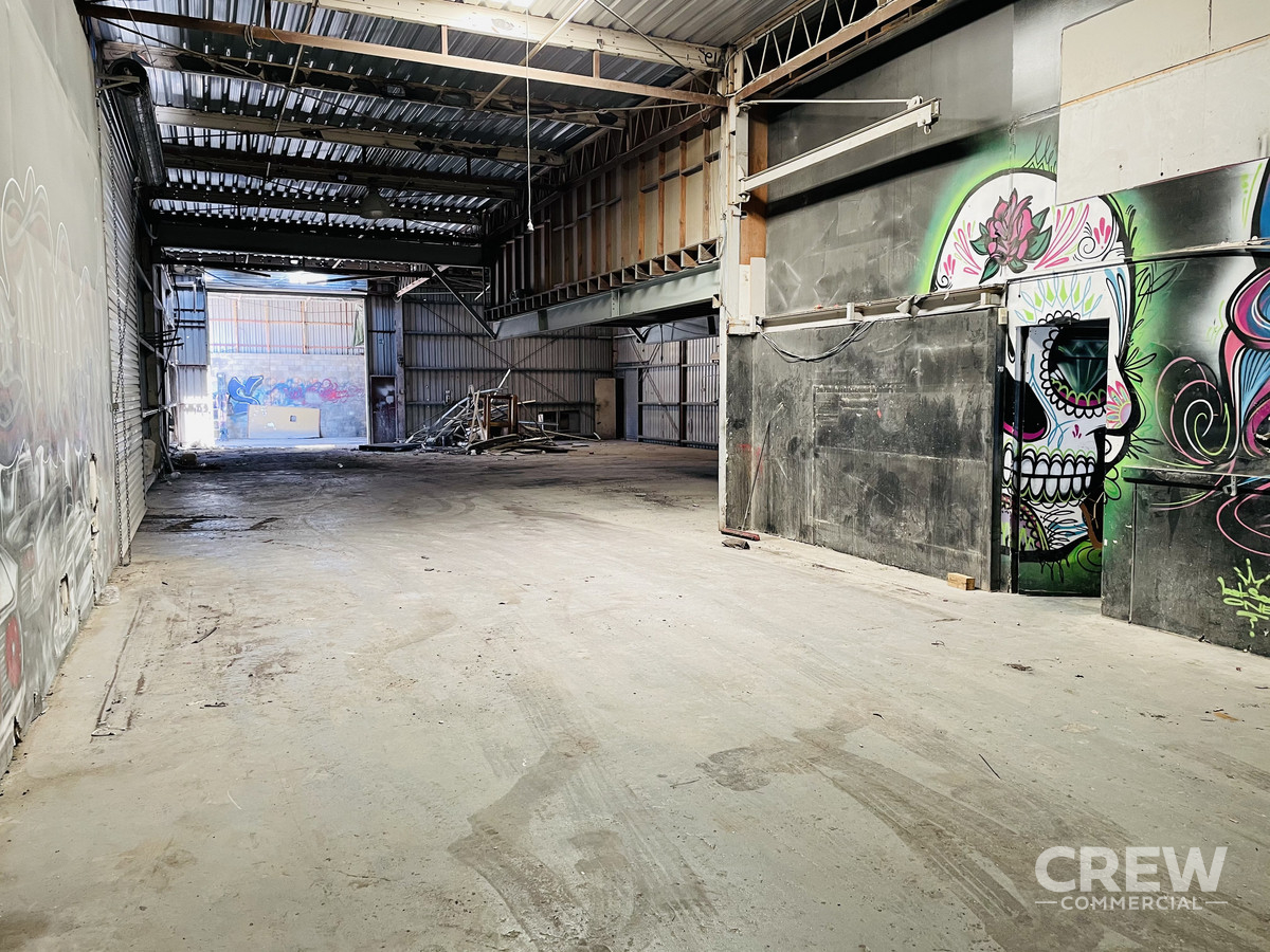 Best Price Warehouse In Arundel Crew Commercial