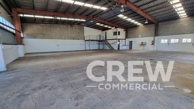 WAREHOUSE + YARD - Crew Commercial