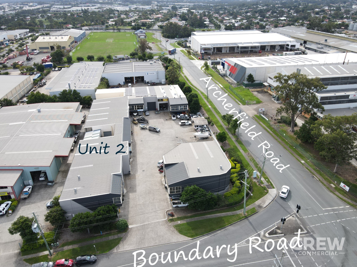 OUTSTANDING OFFICE & WAREHOUSE Crew Commercial