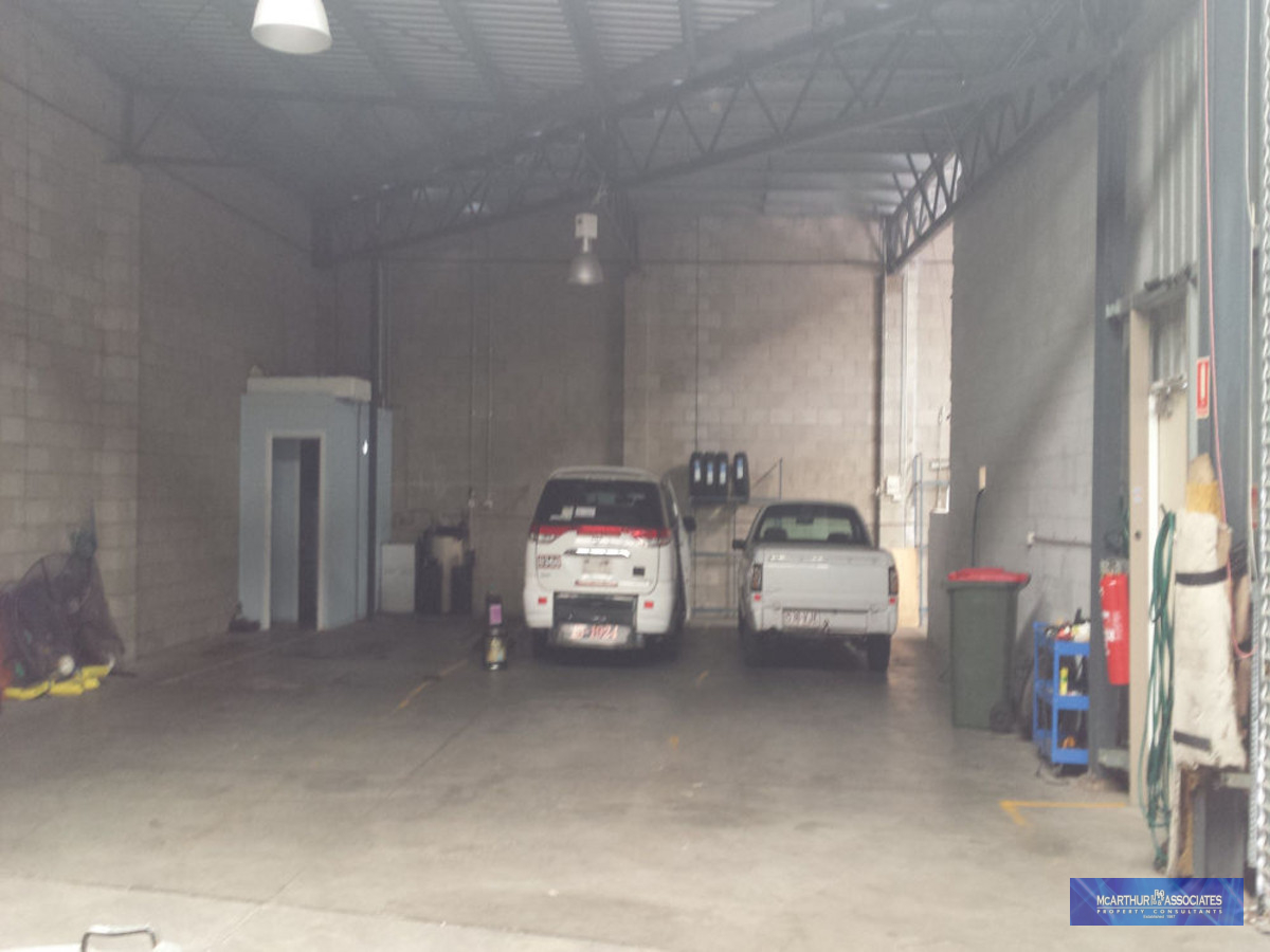 INDUSTRIAL COMPLEX ROCKHAMPTON McArthur & Associates Property Consultants