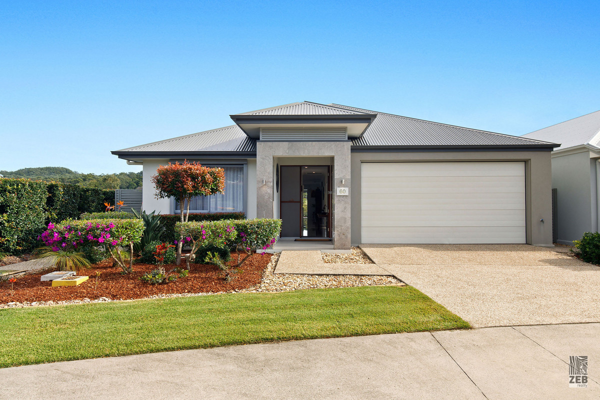 ABSOLUTE LAKEFRONT POSITION Zeb Realty Buderim Real Estate Agent Sunshine Coast