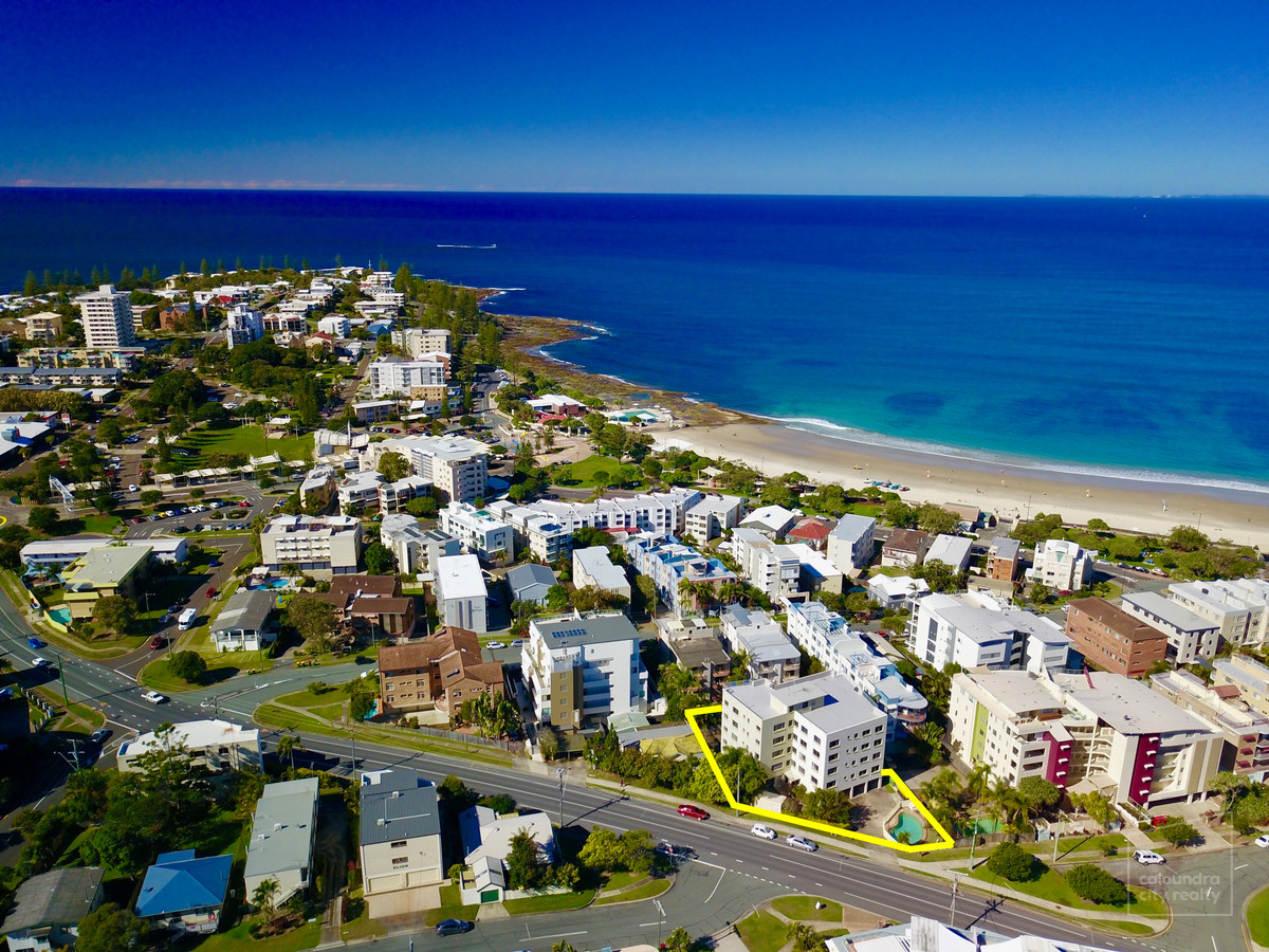 WALK TO KINGS BEACH • Caloundra City Realty