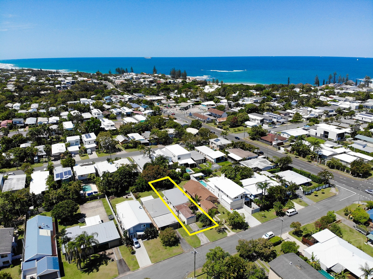 MOFFAT BEACH LIVING • Caloundra City Realty