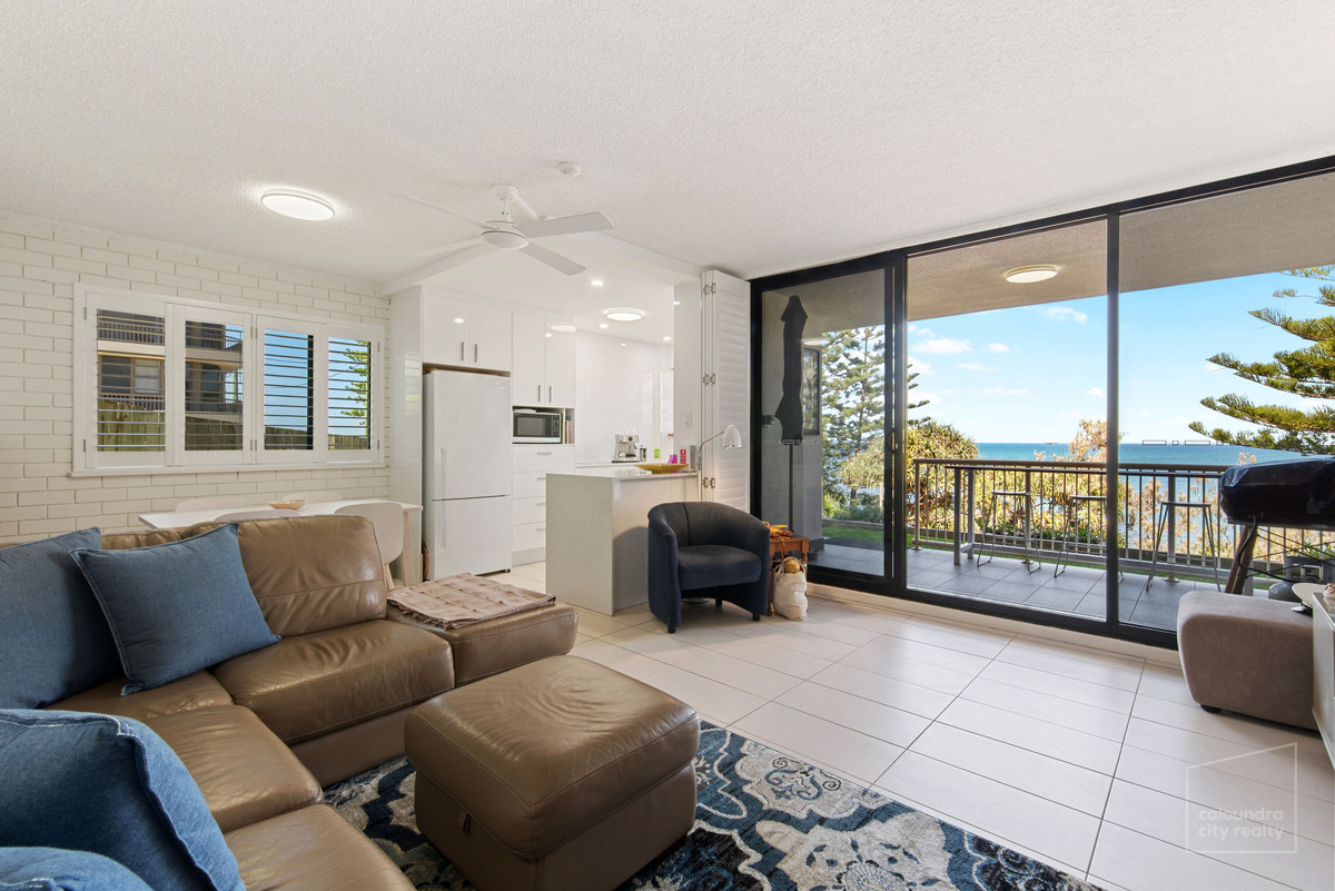 WATERFRONT GROUND FLOOR UNIT • Caloundra City Realty