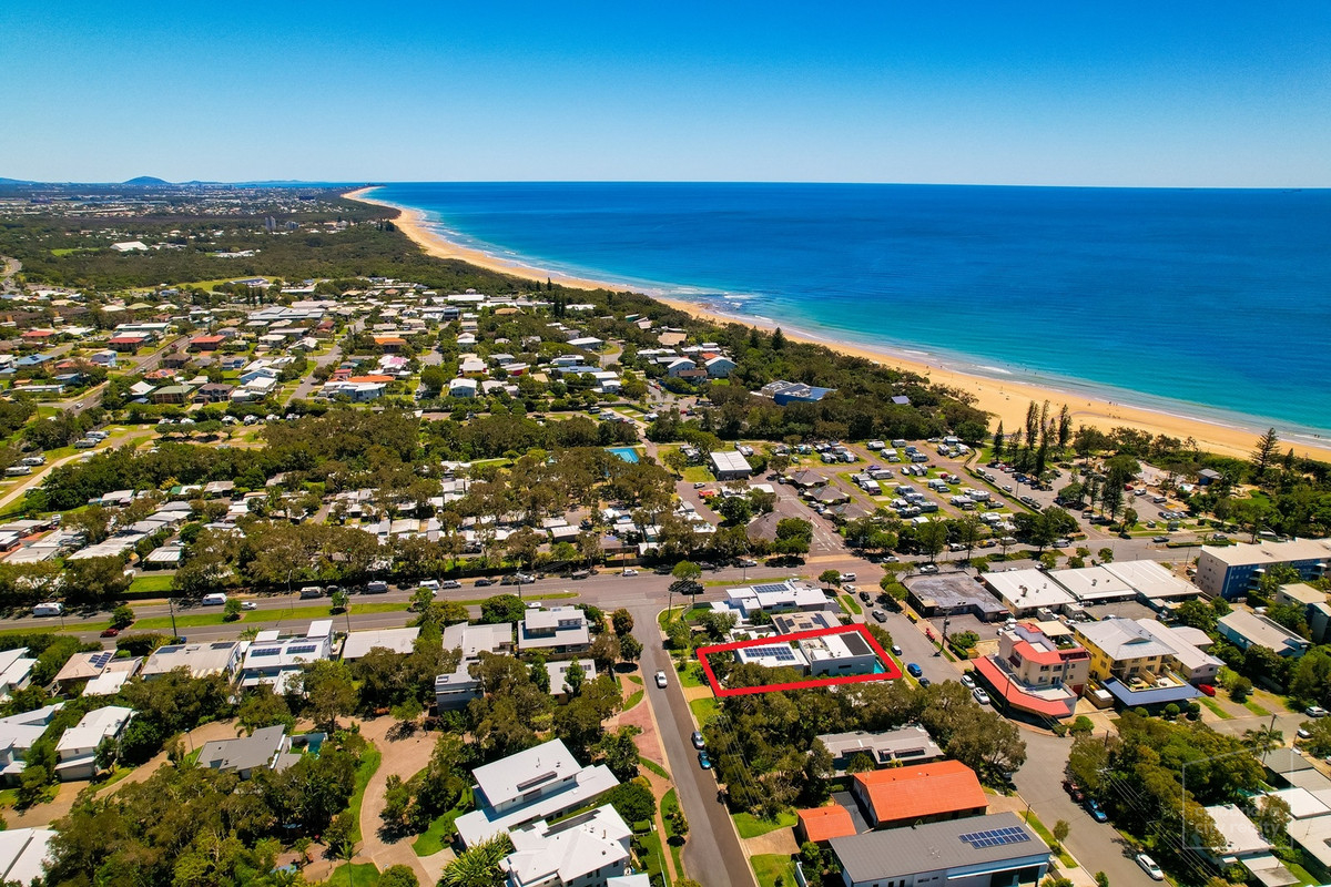 DUAL LIVING BEACH HOUSE DICKY BEACH! • Caloundra City Realty