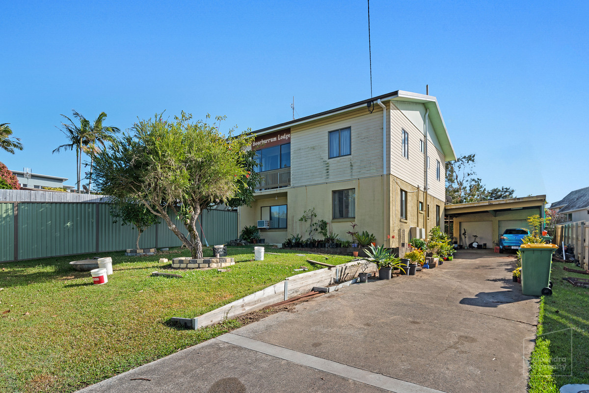 RENOVATORS DREAM 3 BEDROOM DUPLEX IN DICKY BEACH • Caloundra City Realty