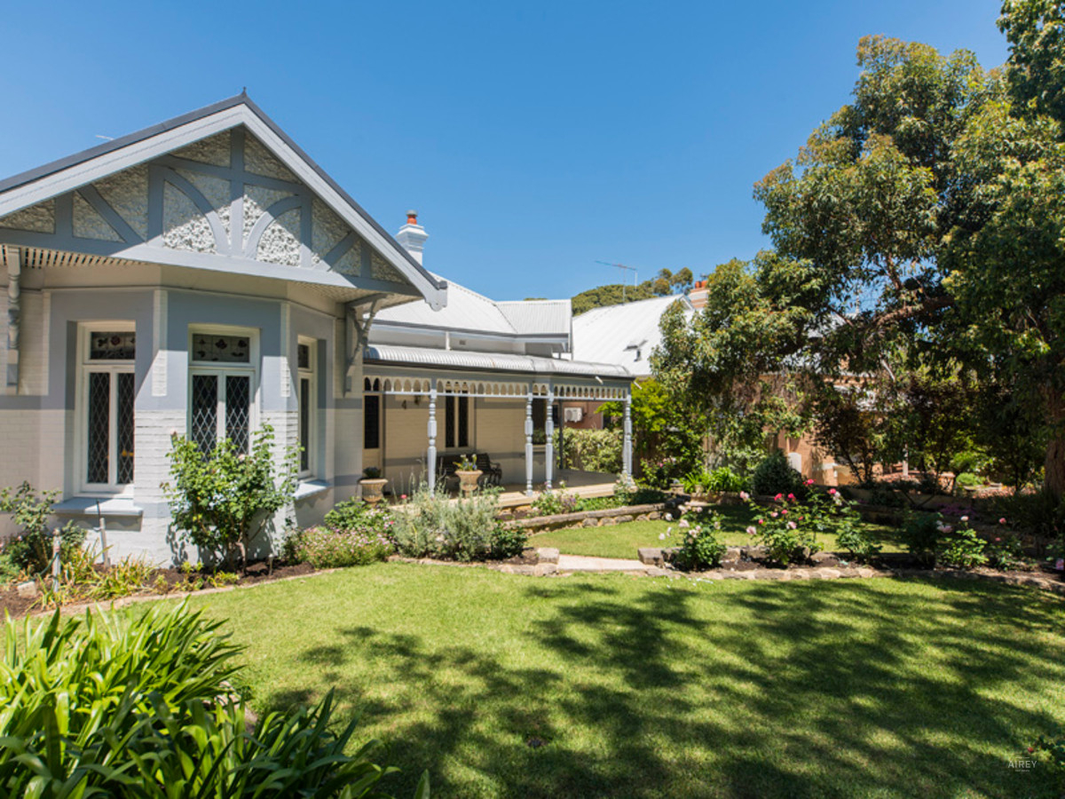 RIVER VIEW ESTATE "CIRCA 1895" Airey Real Estate