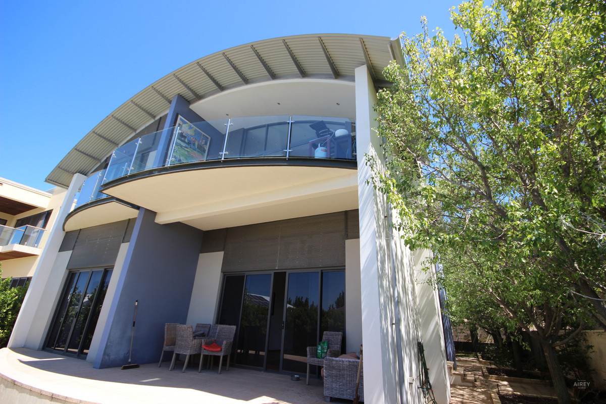 LARGE RIVER VIEW HOME Airey Real Estate