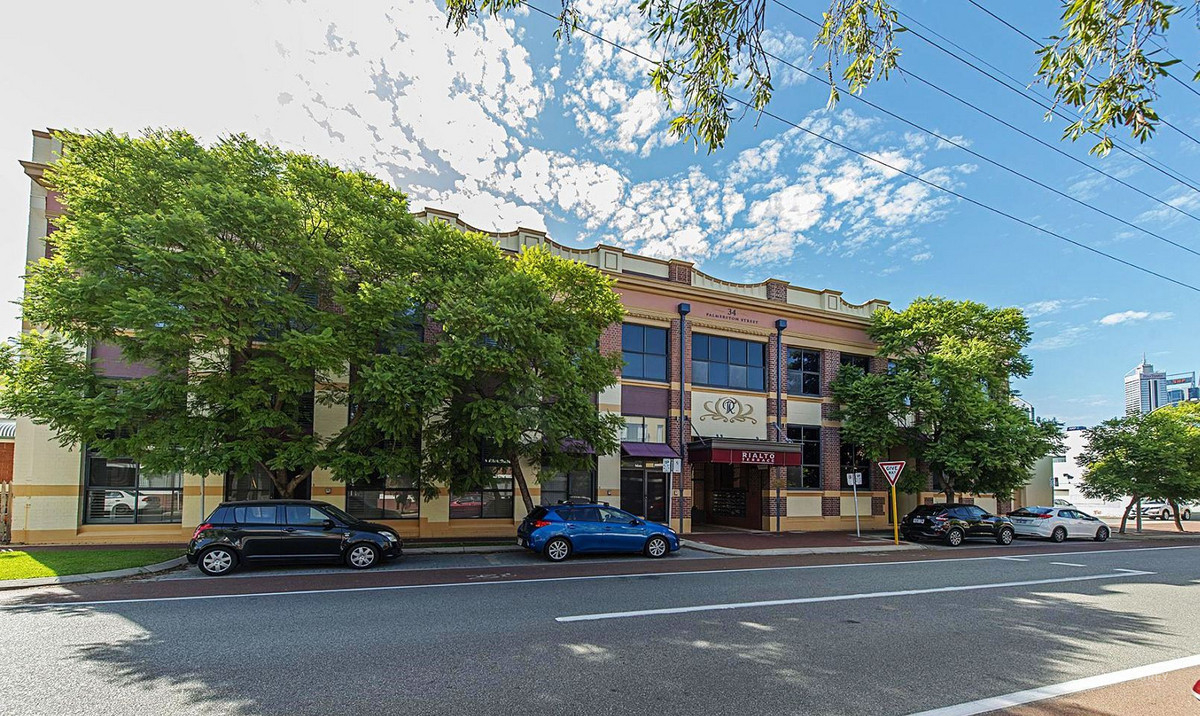 RIALTO TERRACE, Style and Comfort in the Heart of Northbridge! Airey