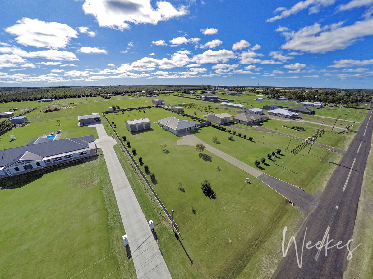 WE SOLD!! RYAN & TEGAN WEEKES Weekes Property Co.