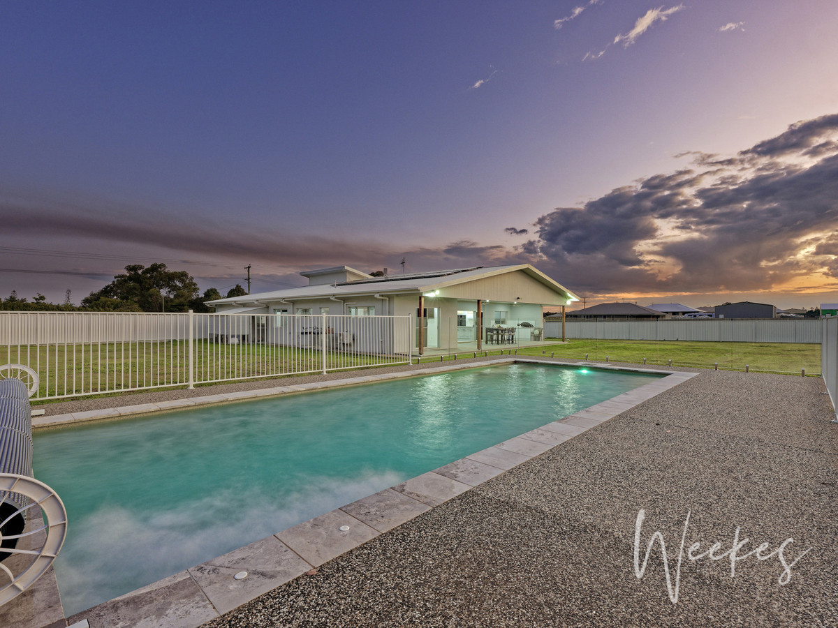 WE SOLD!! RYAN & TEGAN WEEKES Weekes Property Co.