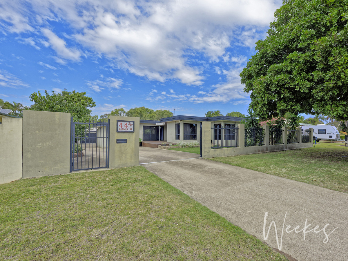 3 Bedroom Home Right in the centre of Heads Weekes Property Co.