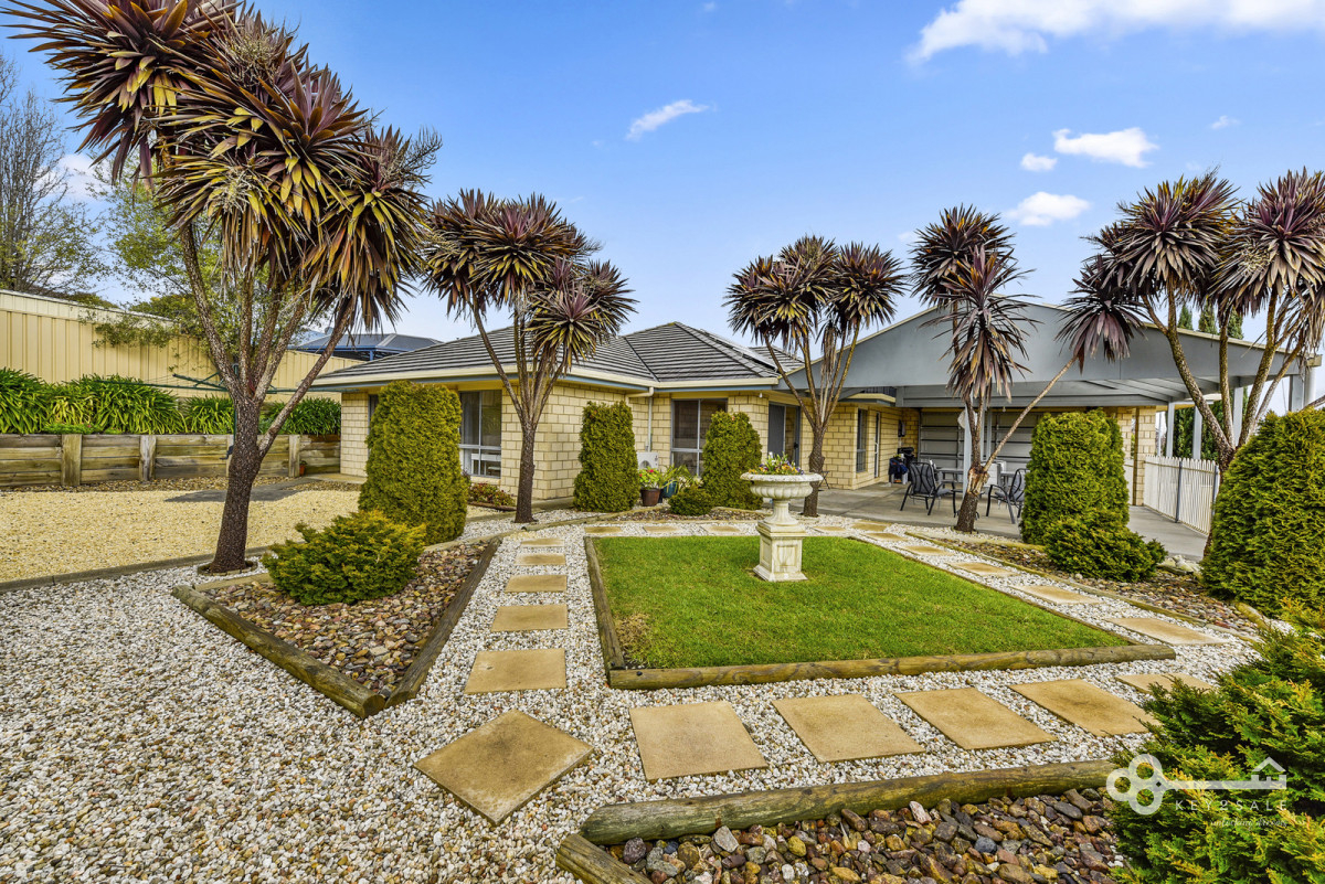 STYLE & SPACE IN A SUPERIOR LOCATION Key2Sale