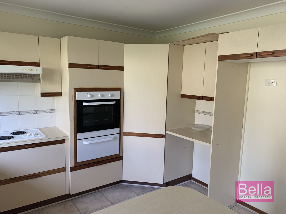  Conjola Park Family Home