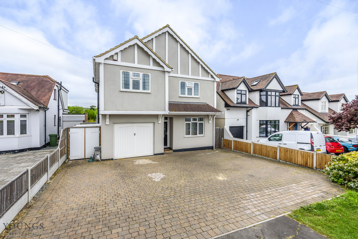 484 High Road, Benfleet, Essex SS7 5AL Youngs Residential