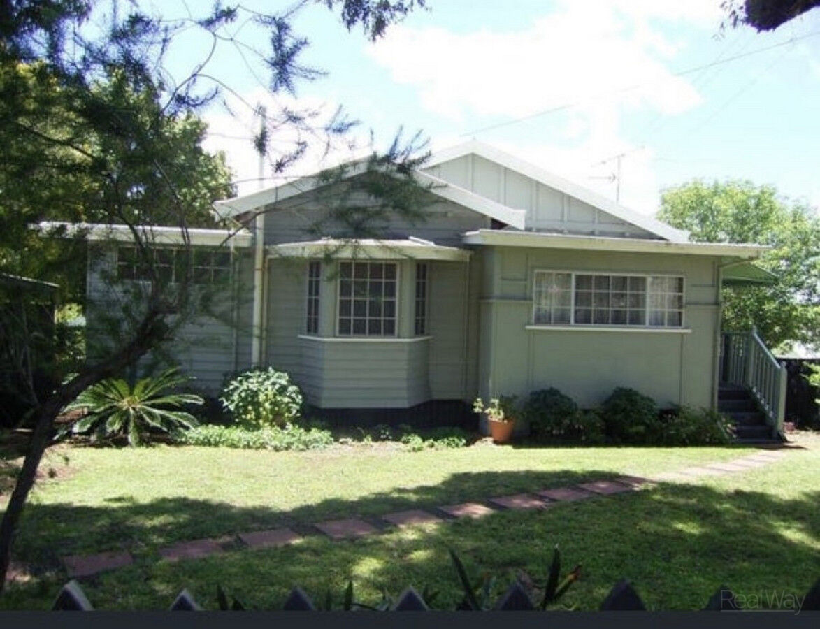 Home For Rent In Newtown!, 385.00 p/w Rentals & Houses For Sale