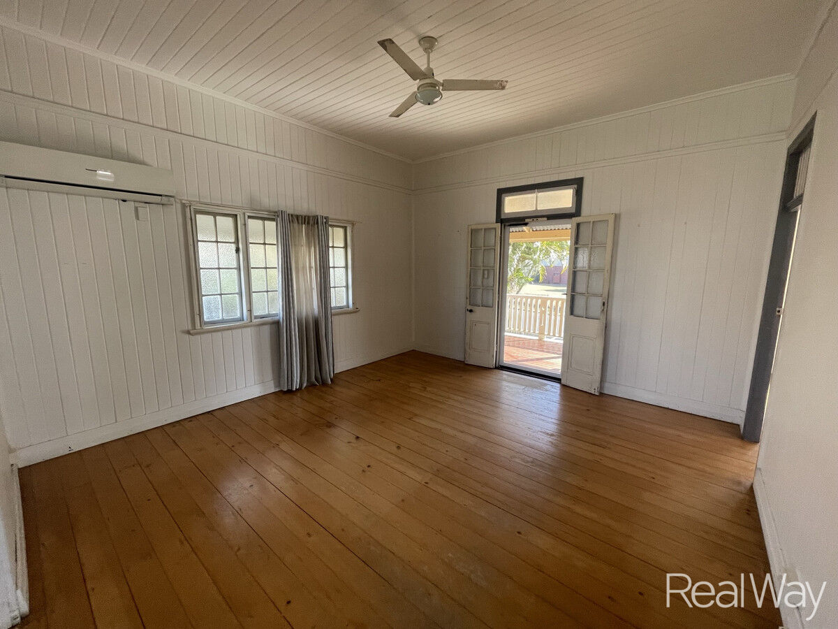  Pet Friendly With Shed!