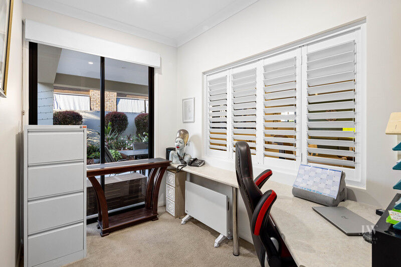 1 / 15 Maidenhair Place, Robina Qld 4226