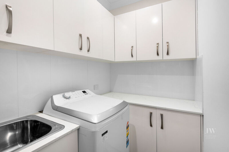 1 / 15 Maidenhair Place, Robina Qld 4226