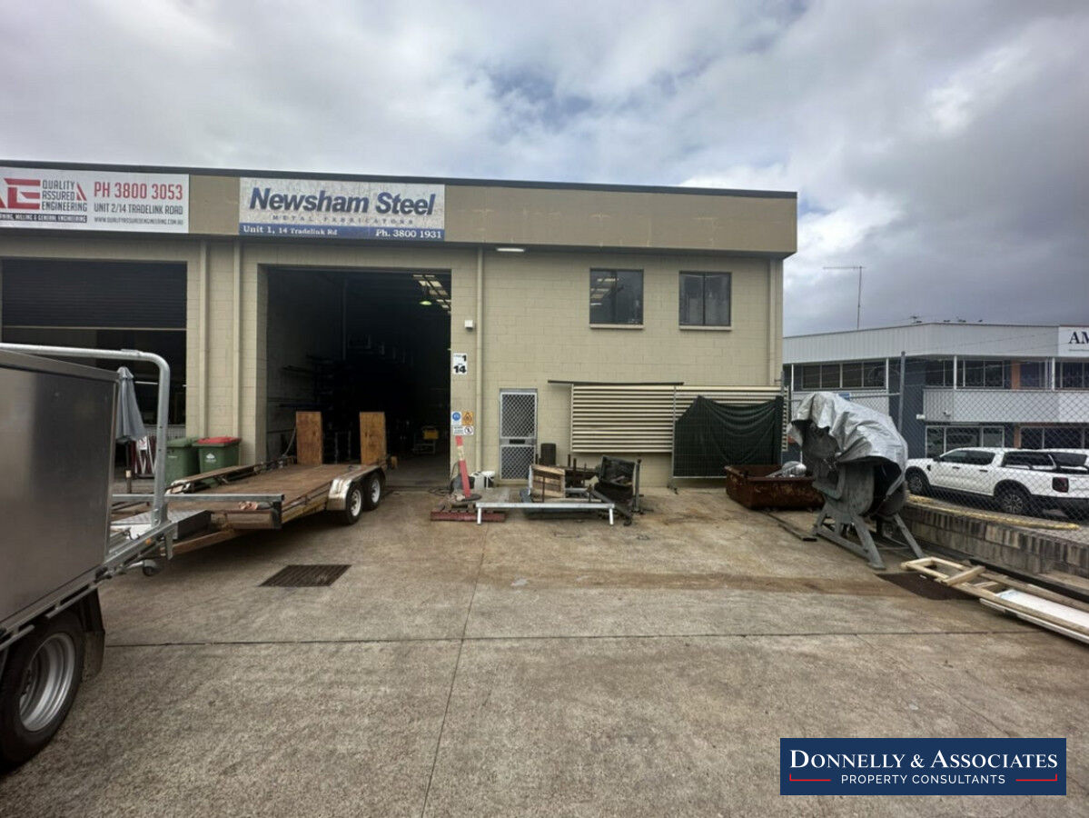 WAREHOUSE 175SQM IN HILLCREST Donnelly & Associates Pty Ltd