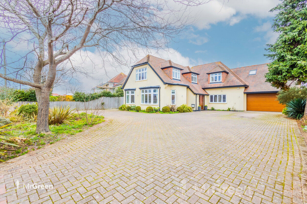 River Way, Christchurch, BH23 Mr Green Estate Agents Southbourne