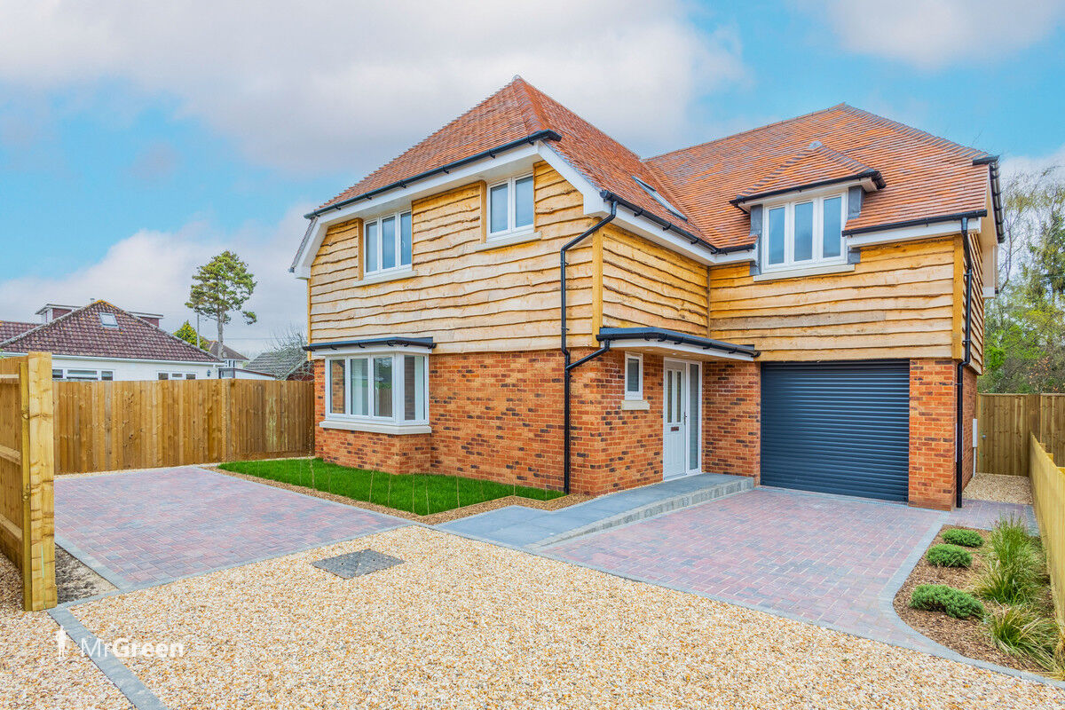 River Way, Christchurch, BH23 Mr Green Estate Agents Southbourne