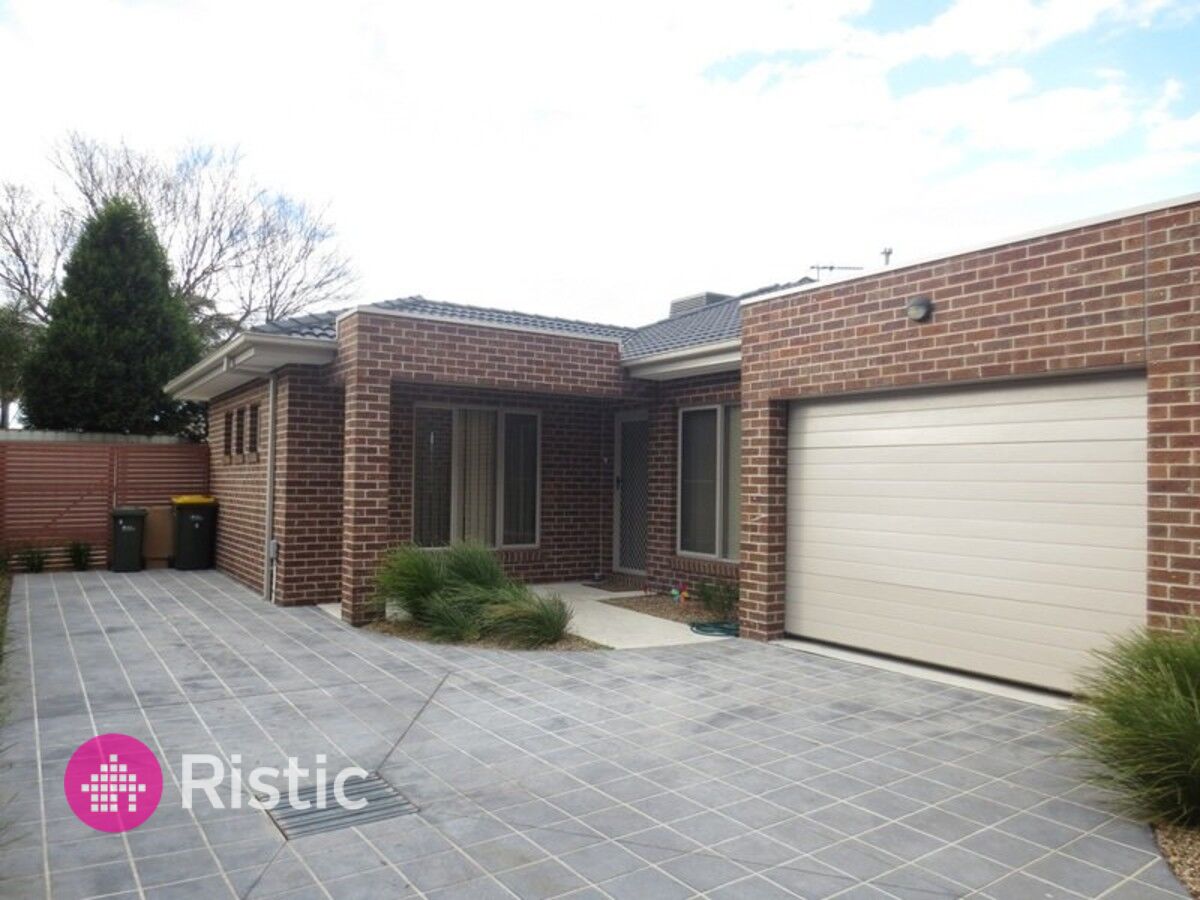 In the Heart of Epping! · Ristic Real Estate