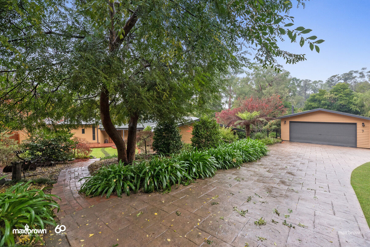 Superb Spacious Living Max Brown Real Estate Group