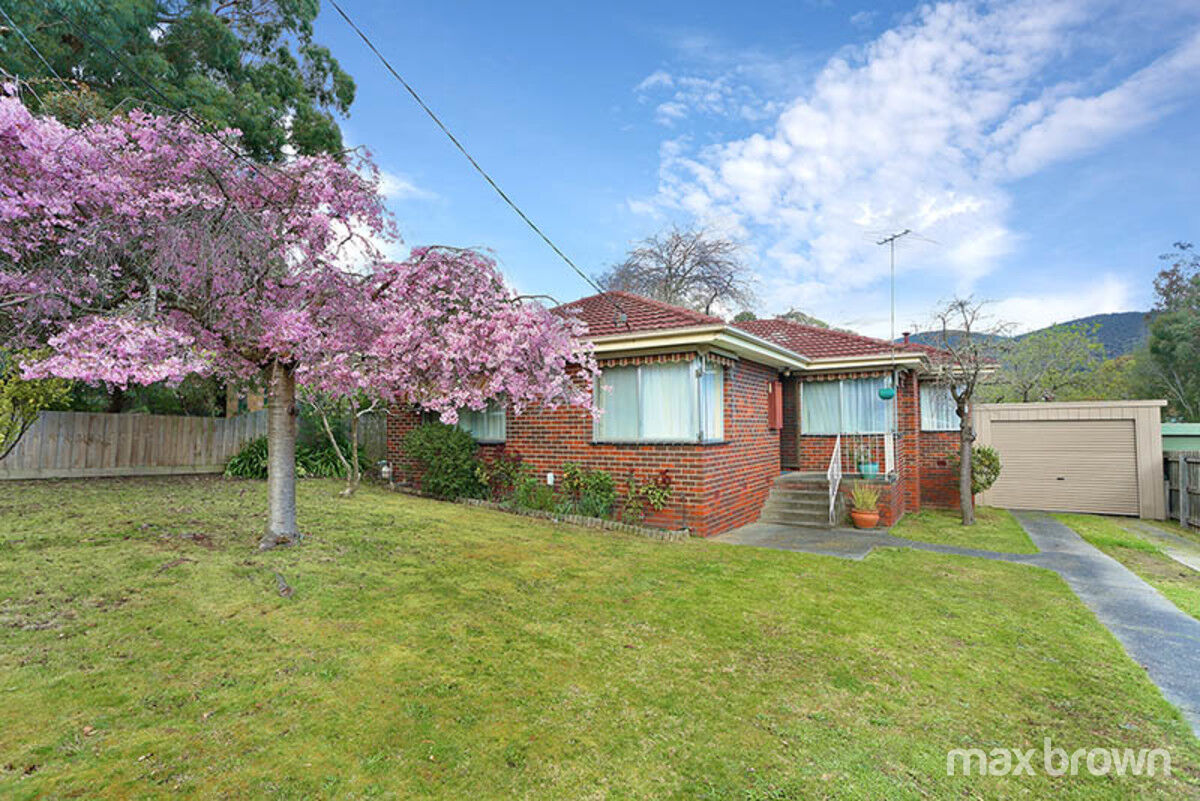 AUCTION THIS SAT 2pm Max Brown Real Estate Group