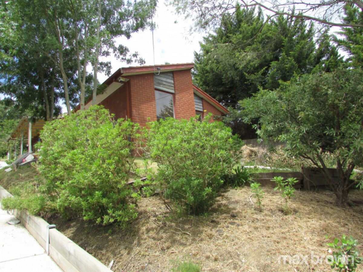 FAMILY FRIENDLY THREE BEDROOM HOME Max Brown Real Estate Group