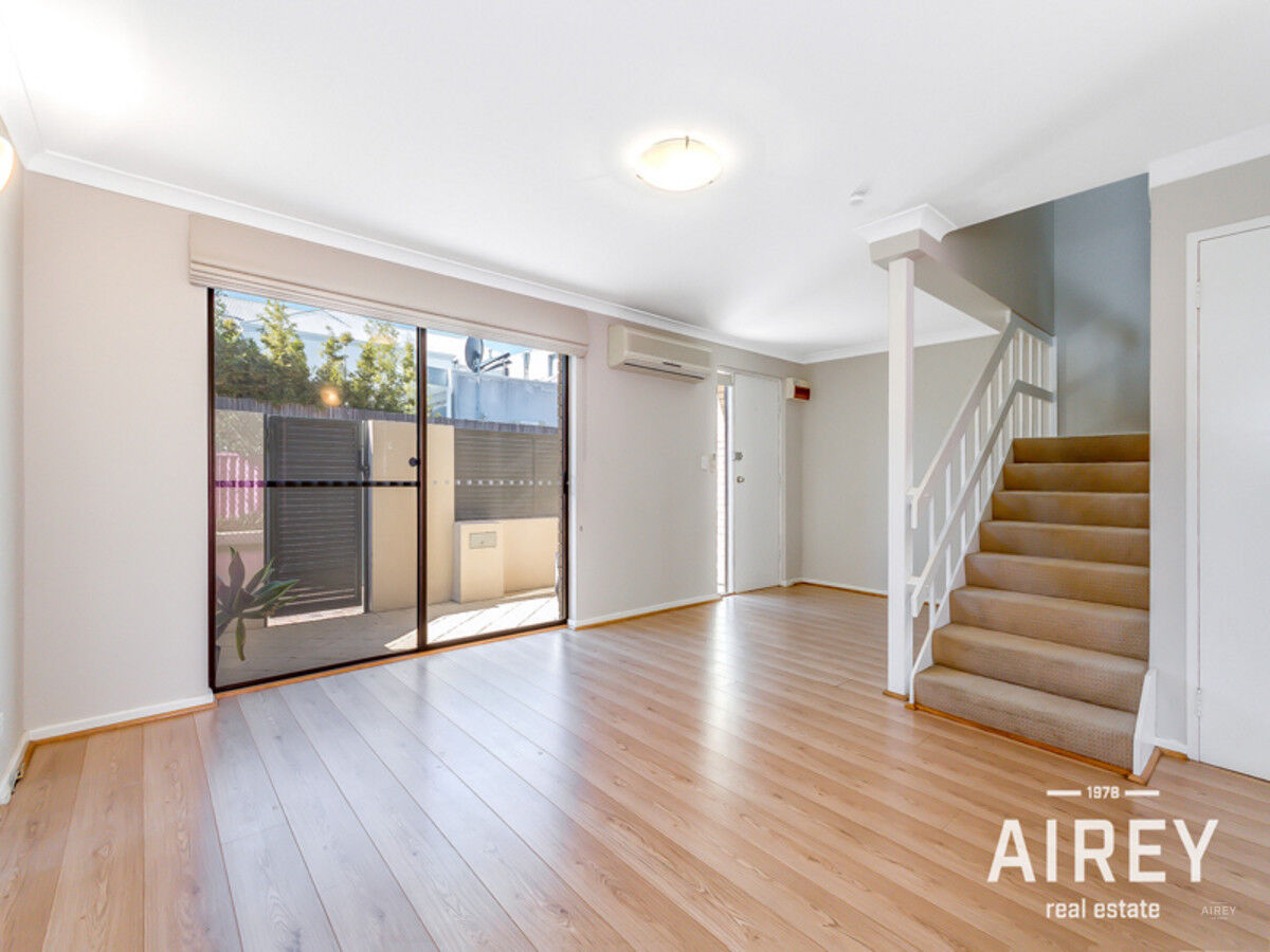 APPLICATION ACCEPTED! STUNNING THREE BEDROOM TOWNHOUSE Airey Real Estate