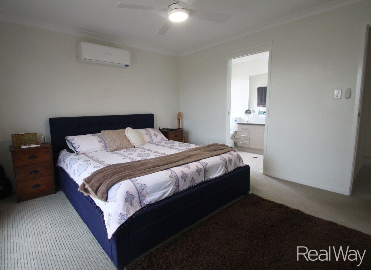  Modern 4 Bedroom Property in popular Belle Eden Estate!