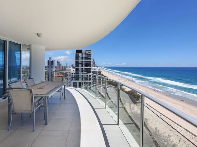 26 / 132 Old Burleigh Road, Broadbeach Qld 4218