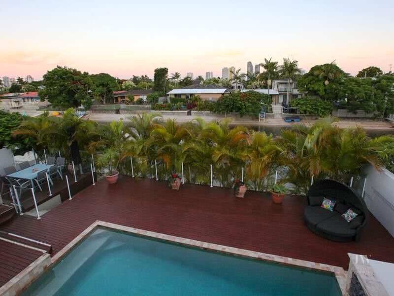 112 Rio Vista Boulevard, Broadbeach Waters Qld 4218