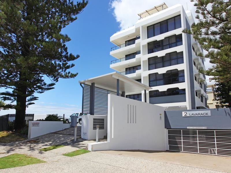 3 / 2 Lavarack Road, Mermaid Beach Qld 4218