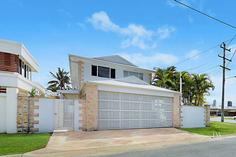 3 Rio Vista Boulevard, Broadbeach Waters Qld 4218