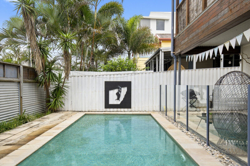 166 Jefferson Lane, Palm Beach Qld 4221