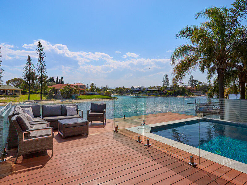 50a Avanti Street, Mermaid Waters Qld 4218