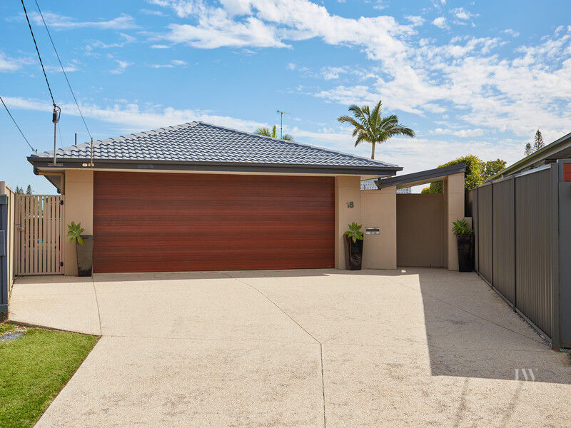 18 Verdichio Avenue, Mermaid Waters Qld 4218