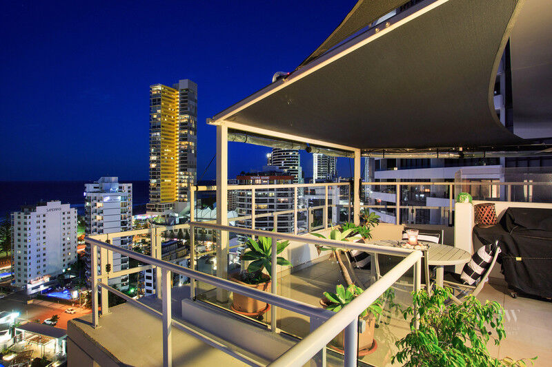 32 / 20 Queensland Avenue, Broadbeach Qld 4218