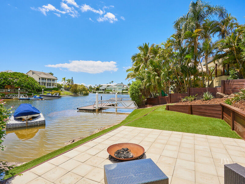 12 Cheval Court, Benowa Waters Qld 4217