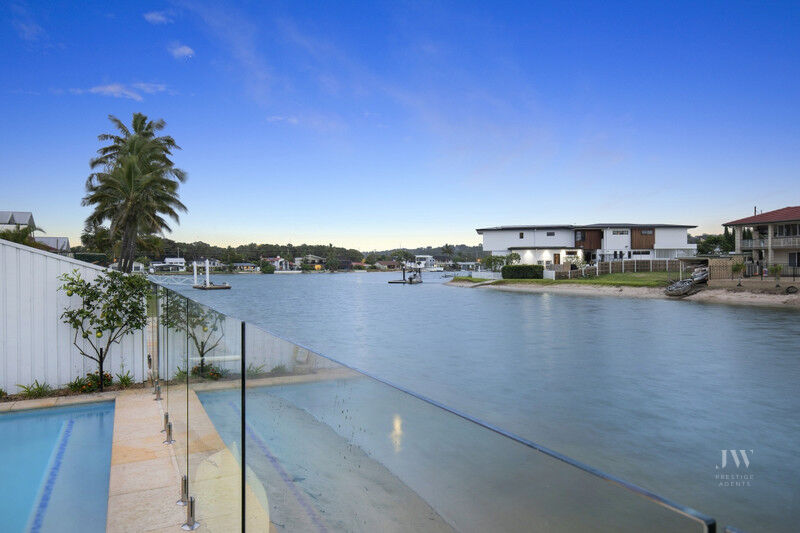 2 / 13 Marlin Court, Palm Beach Qld 4221