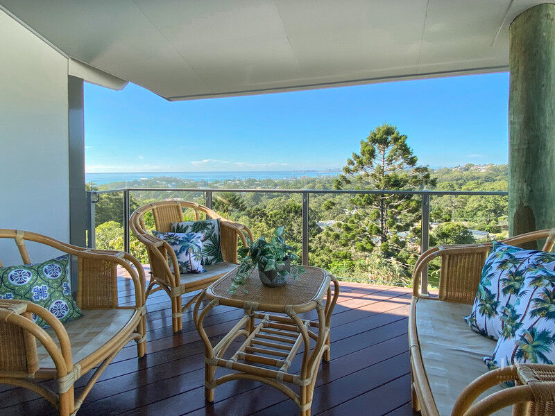 61 Crest Drive, Currumbin Qld 4223