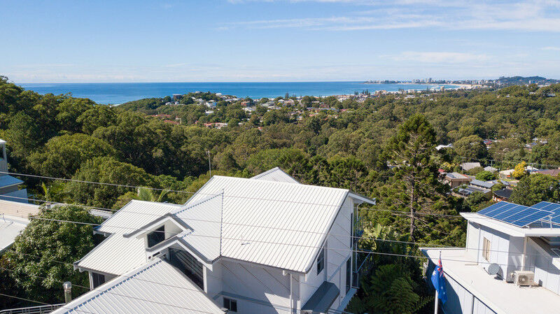 61 Crest Drive, Currumbin Qld 4223